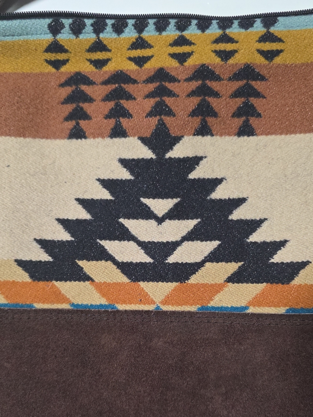 MG Designs Woven Native And Suede Crossbody Bag - Picture 2 of 10